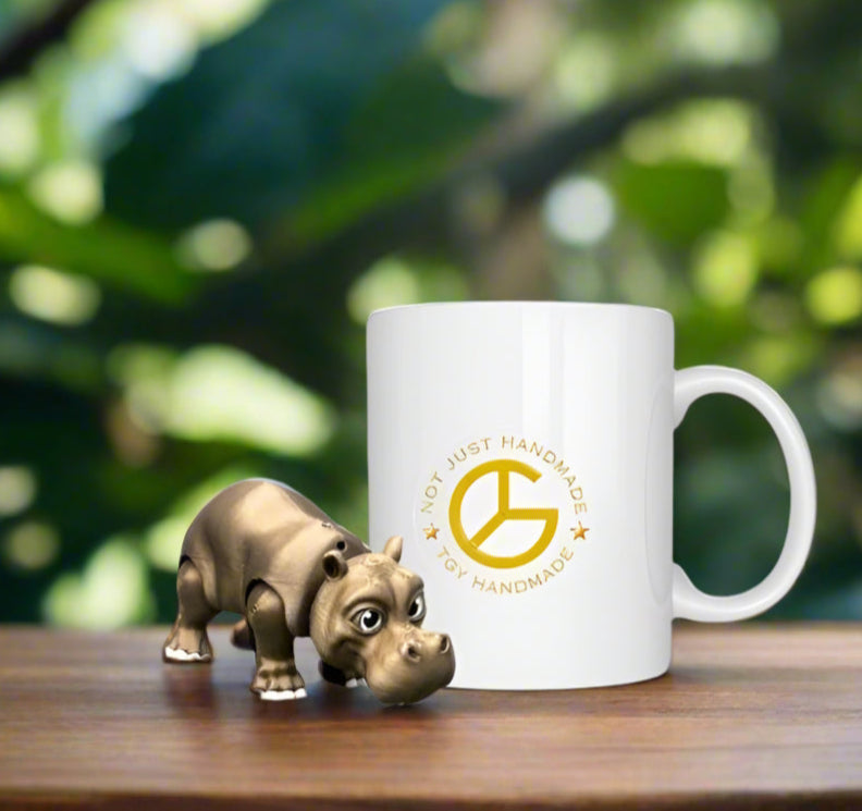 Close-up of the monkey’s face showing its large, friendly eyes, textured fur-like surface from the 3D print, and a slight smile, capturing its cute and approachable design.
