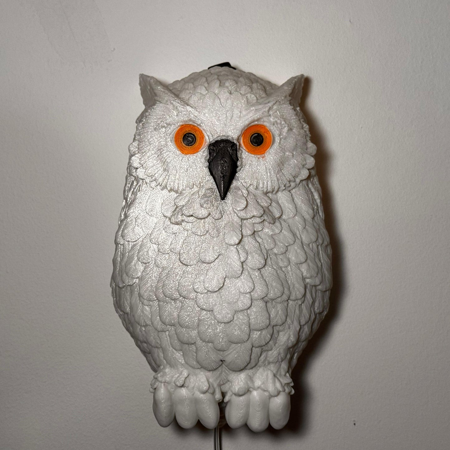 Close-up of the intricate details on the Hedwig the Owl Night Lamp, highlighting the 3D print texture and owl features