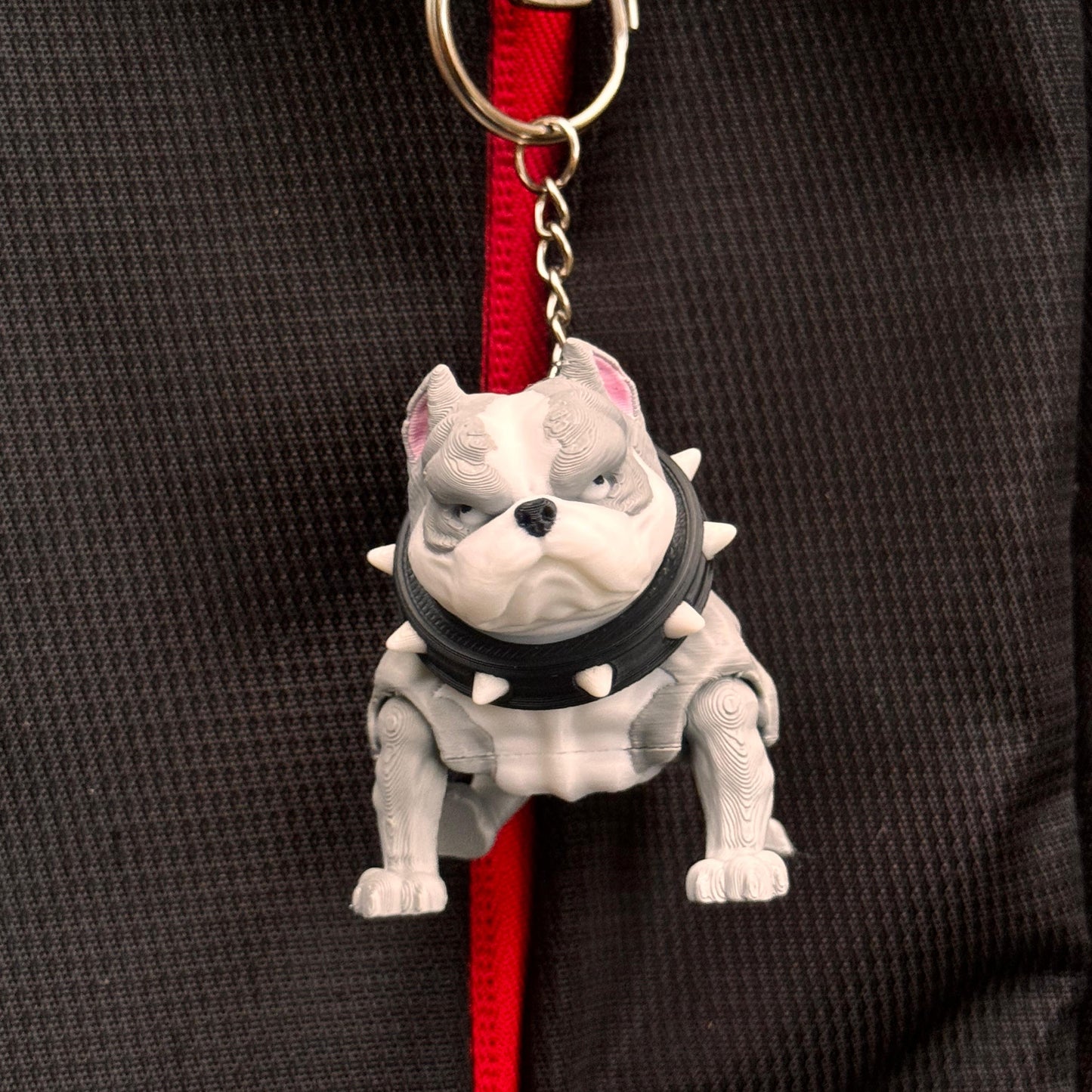 Side profile of the horse keychain, showing the flowing mane and well-balanced shape. It brings a sense of gentle movement and calm.