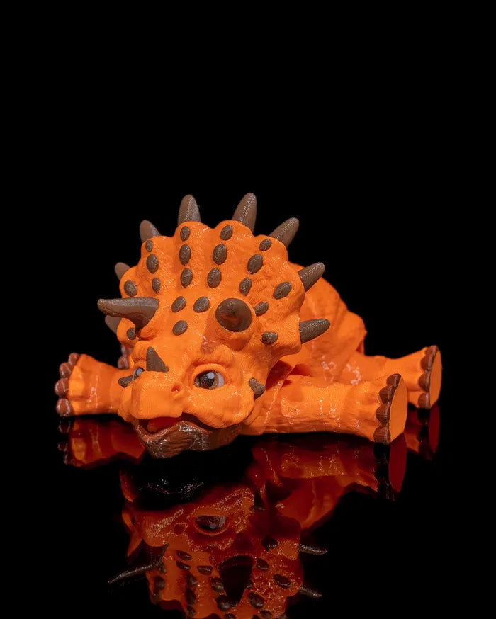 Detailed 3D printed Articulated Triceratops – ideal for imaginative play and decoration